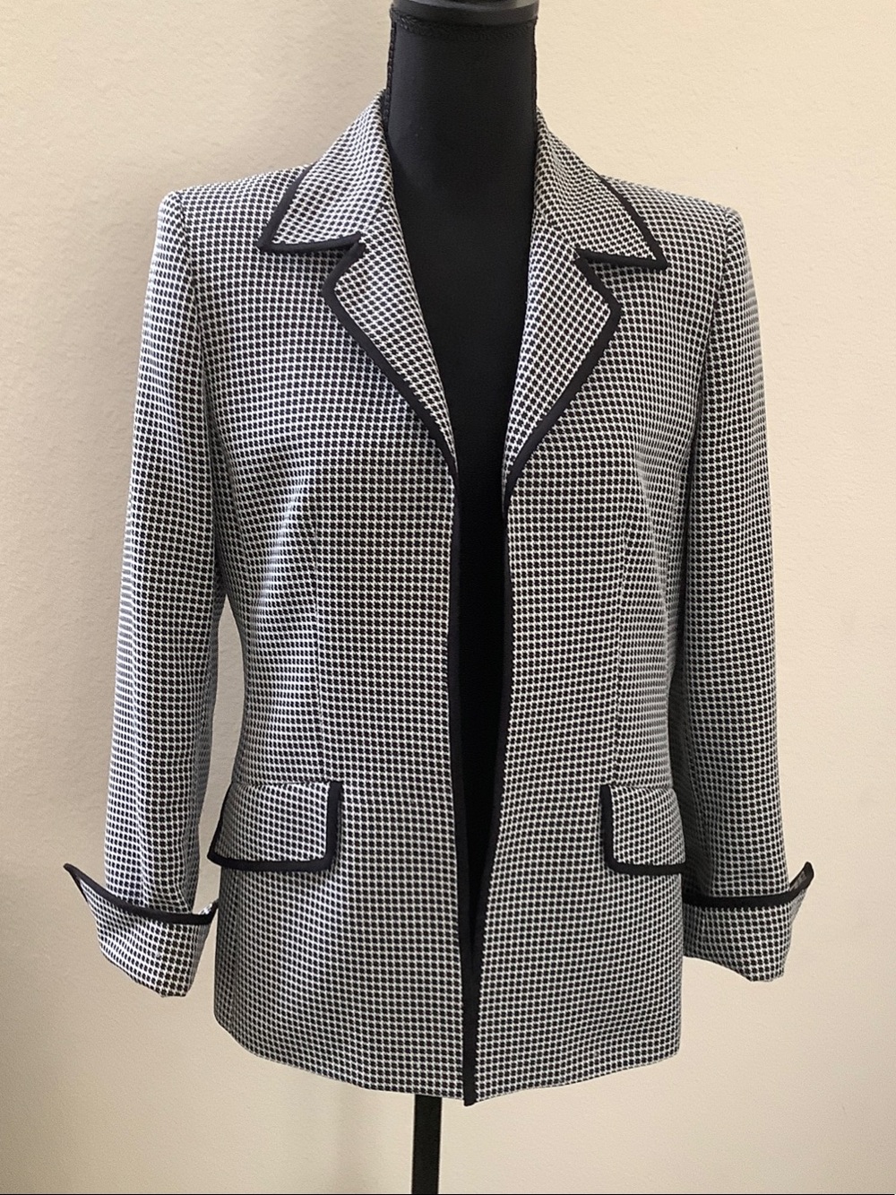 Kasper Black and White Checked Blazer with Contrast Piping